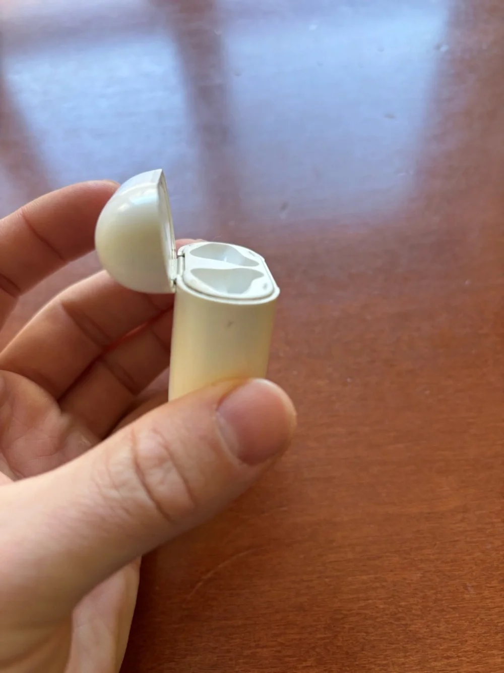 Apple airpods believed
